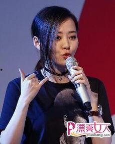 明星大爆料最新歌手是谁,揭秘最新歌手身份，是谁引发娱乐圈热议？